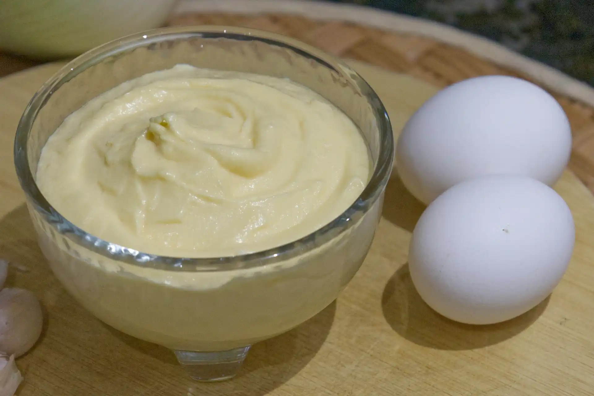 Mayonesa con huevo cocido casera y cremosa