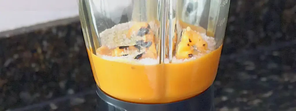 Pulpa de mango con ajo y habanero lista para licuar